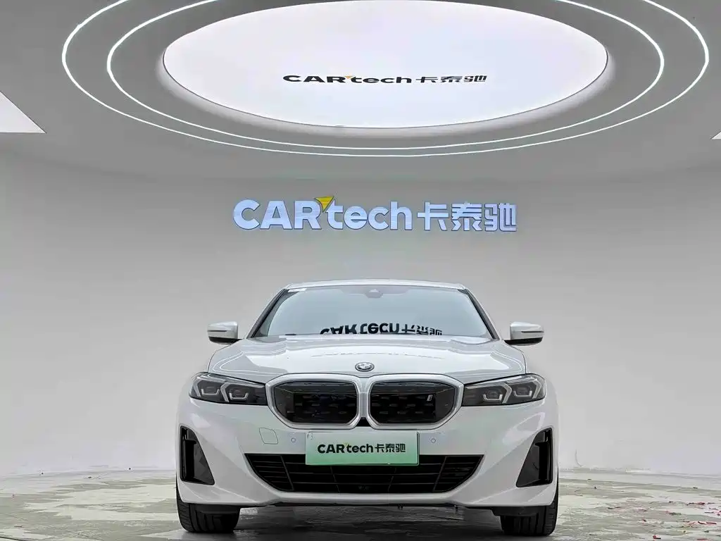 BMW i3 2024 — фото 3