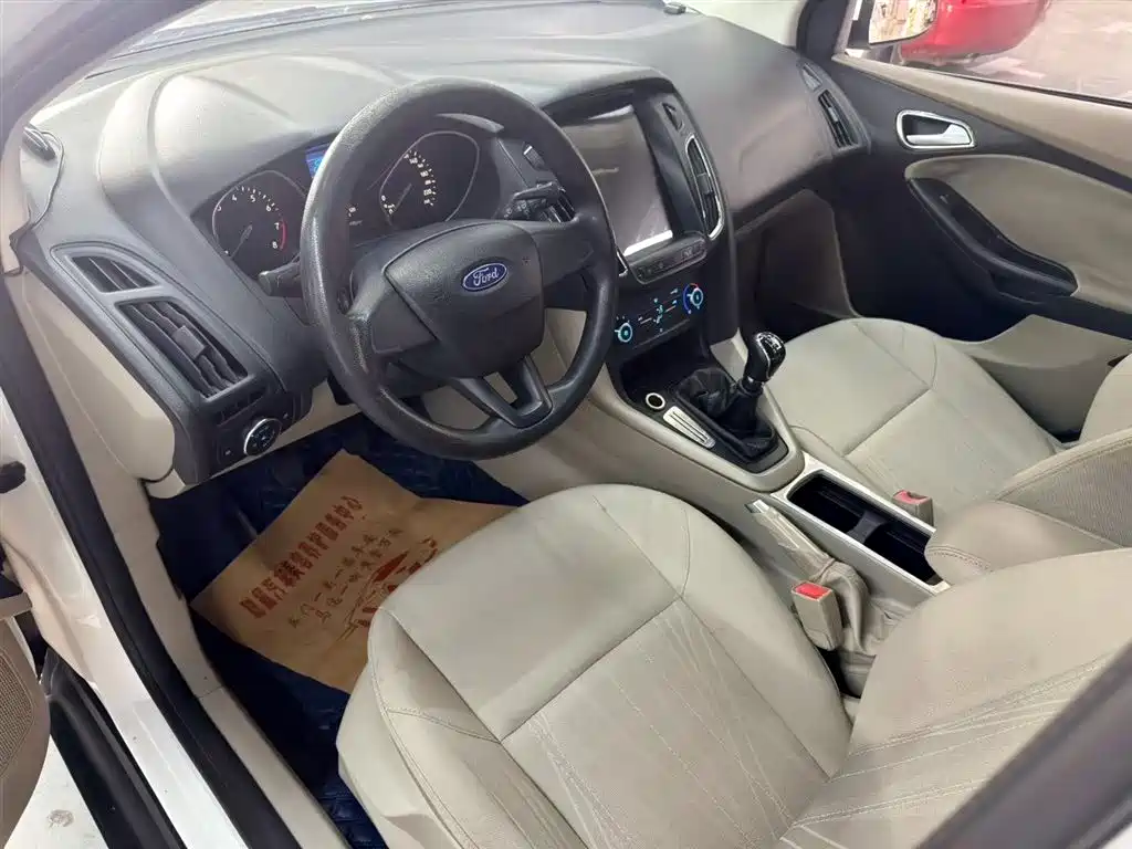 Ford Focus 2015