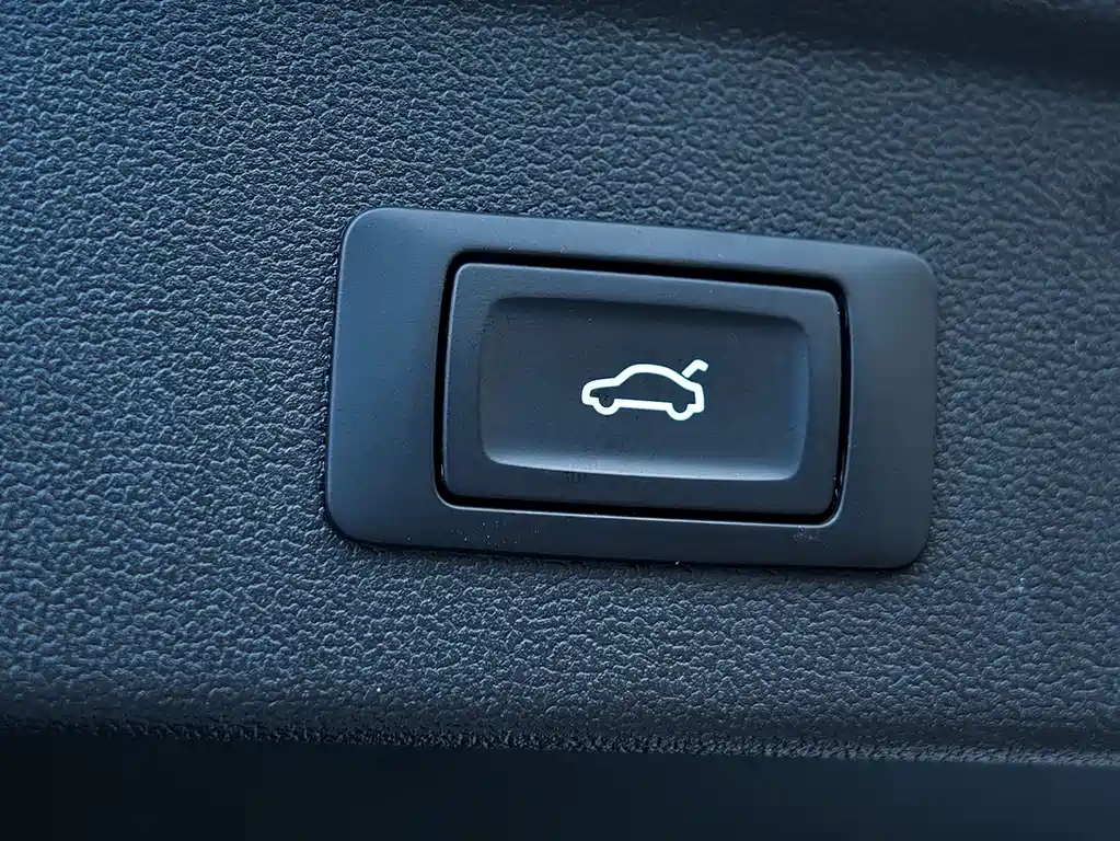 Audi A3 2022 — фото 17