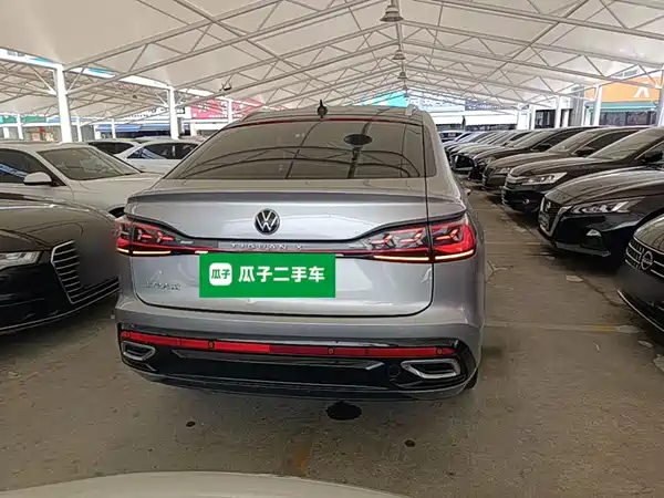 Volkswagen Tiguanx 2021