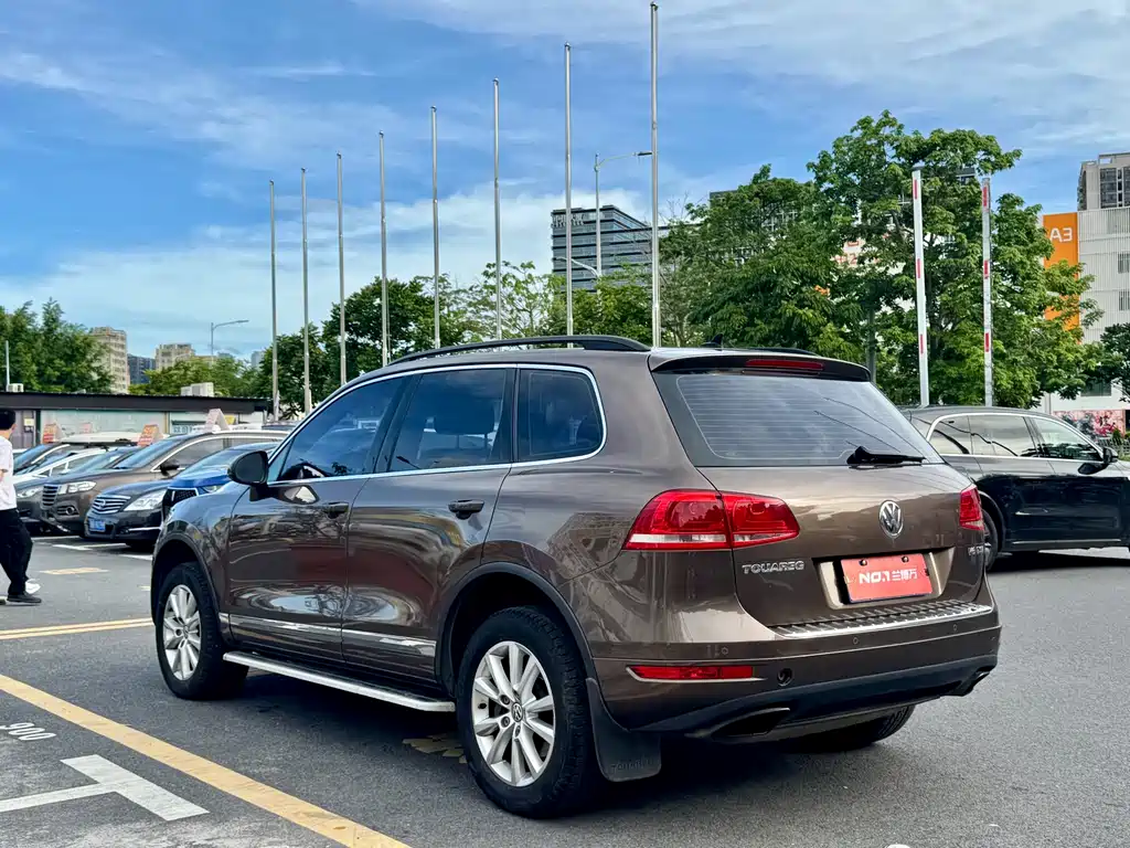Volkswagen Touareg 2013
