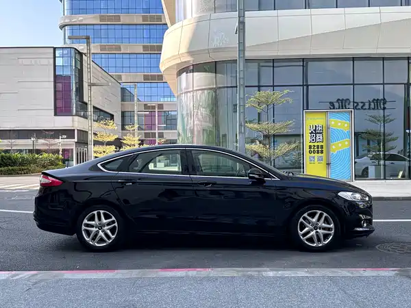Ford Mondeo 2013