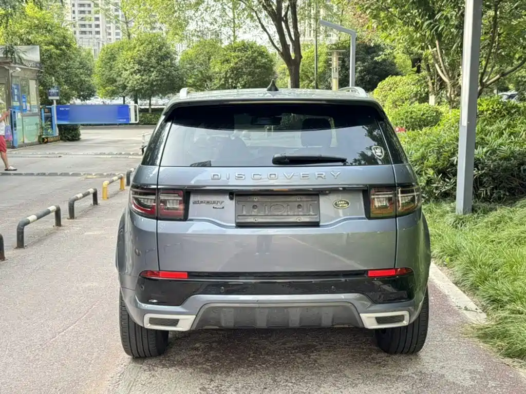 Land Rover Discovery Sport 2022 — фото 12