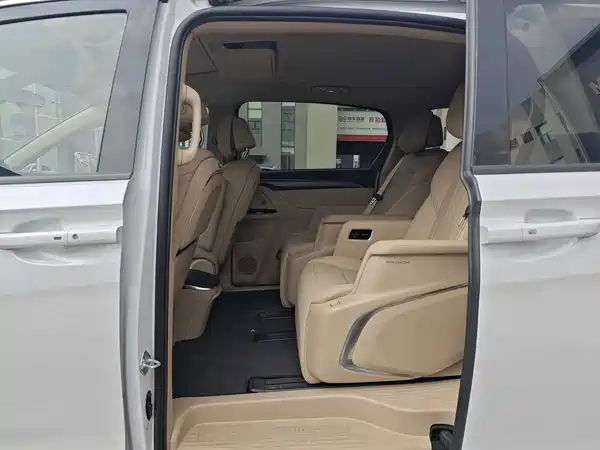 Buick GL8 New Energy 2025