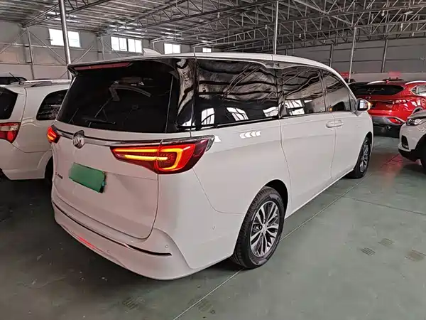 Buick GL8 2021