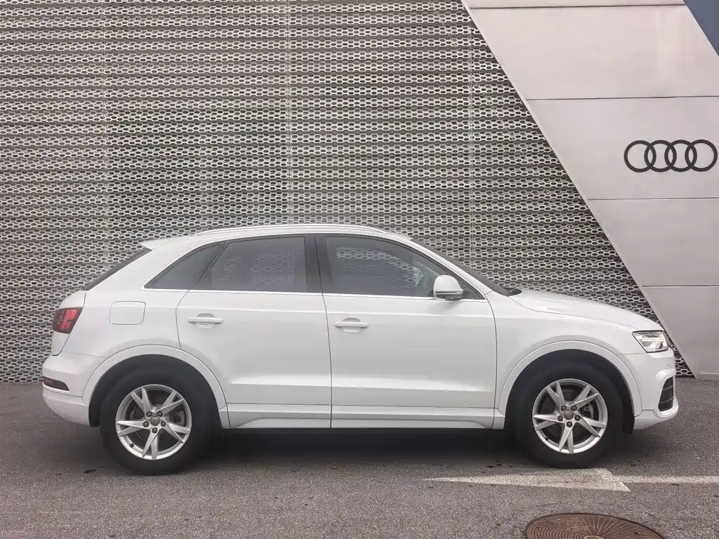 Audi Q3 2017