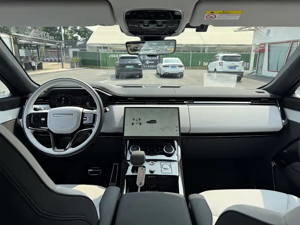 Land Rover Range Rover Sport 2024 — фото 10