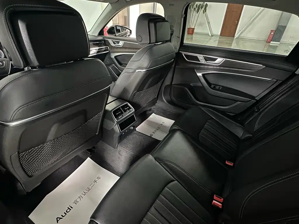 Audi A6L 2023 — фото 14