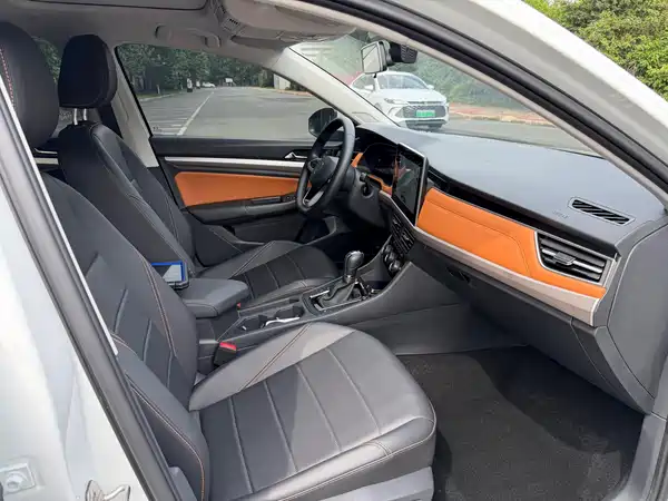 Volkswagen Bora 2023