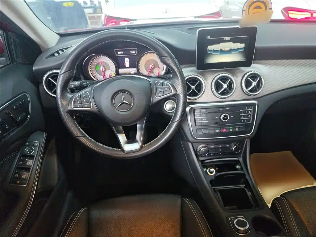 Mercedes-Benz GLA 2017 — фото 7