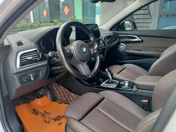 BMW 1 Series 2022