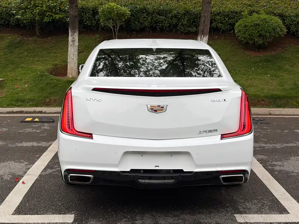 Cadillac XTS 2018 — фото 5