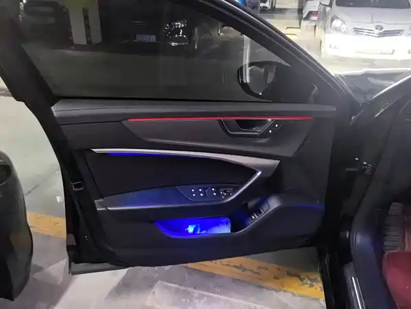 Audi A6L 2020
