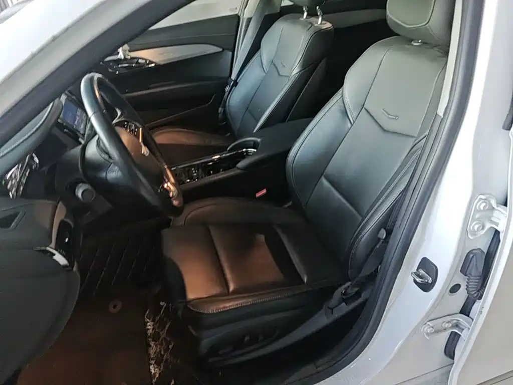 Cadillac ATS-L 2018 — фото 15