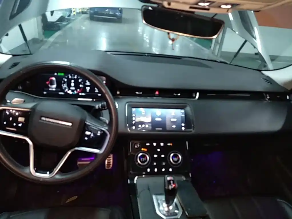 Land Rover Evoque 2022 — фото 10
