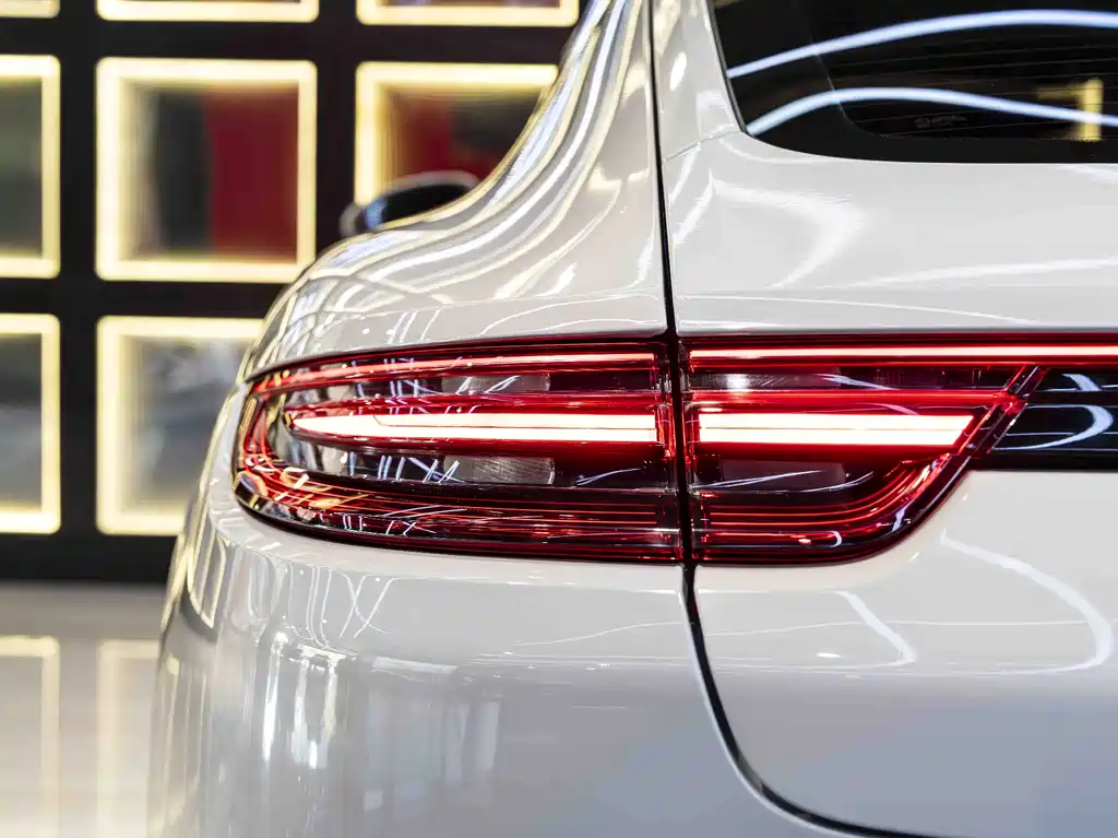 Porsche Panamera 2019 — фото 11