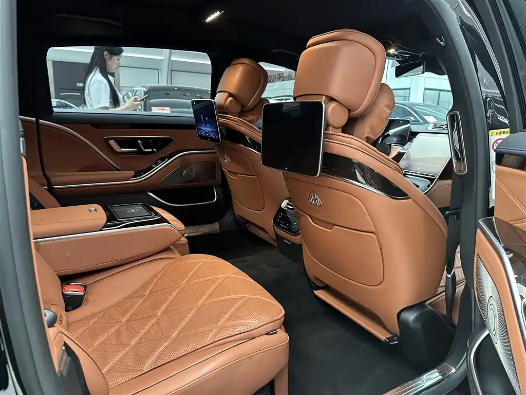 Mercedes-Benz S-Class 2022 — фото 16