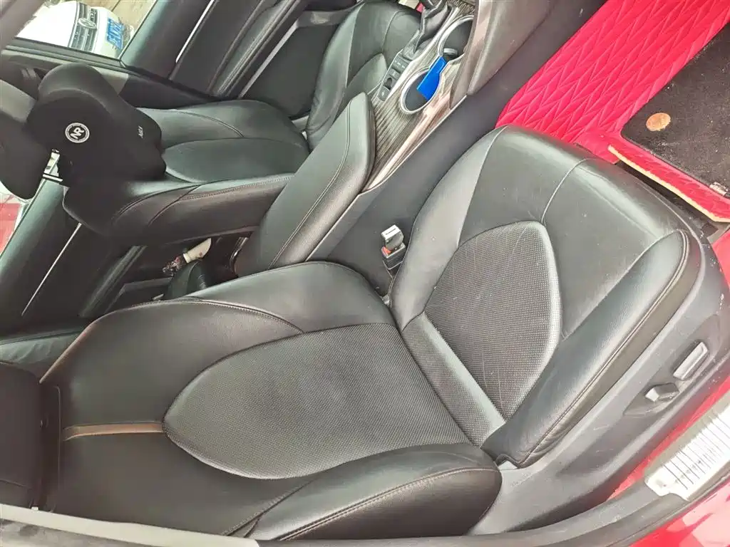 Toyota Camry 2018 — фото 25