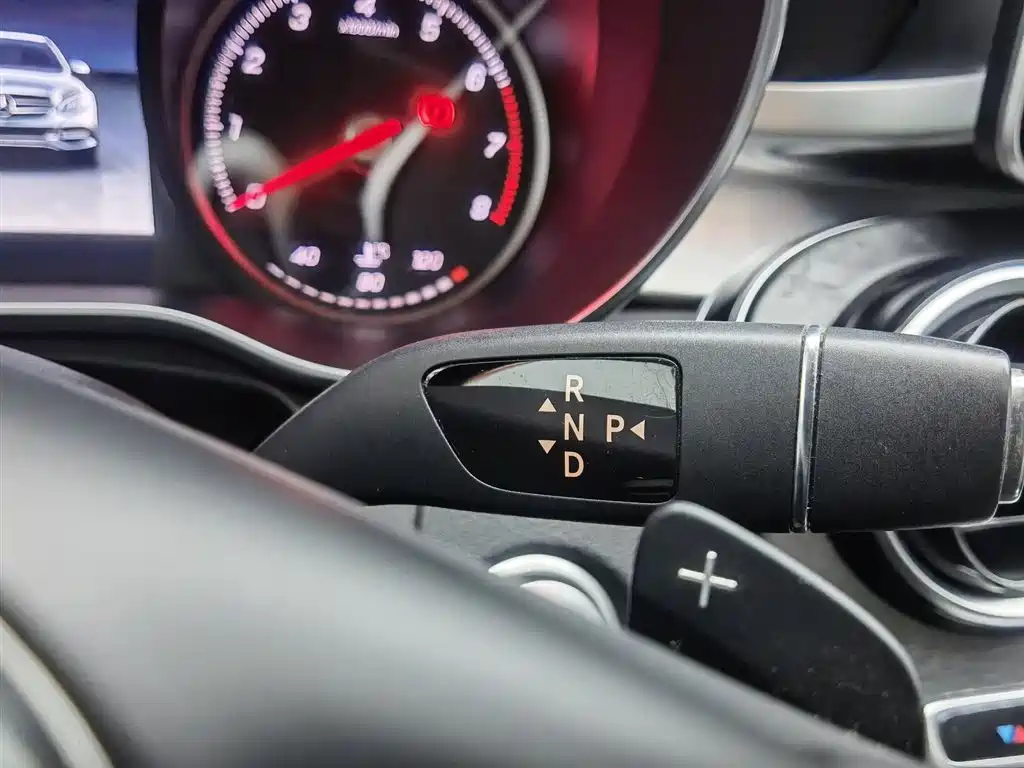 Mercedes-Benz C-Class 2018 — фото 13