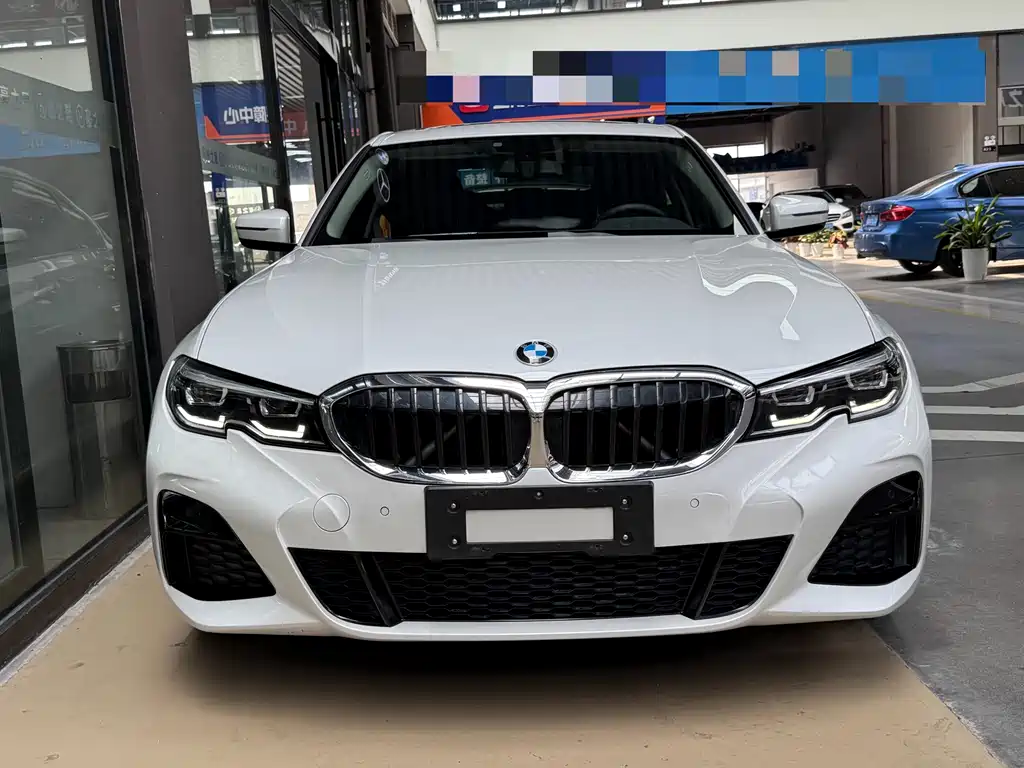BMW 3 Series 2022