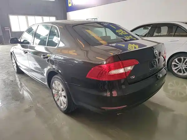Skoda Superb 2015
