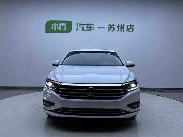Volkswagen Sagitar 2022