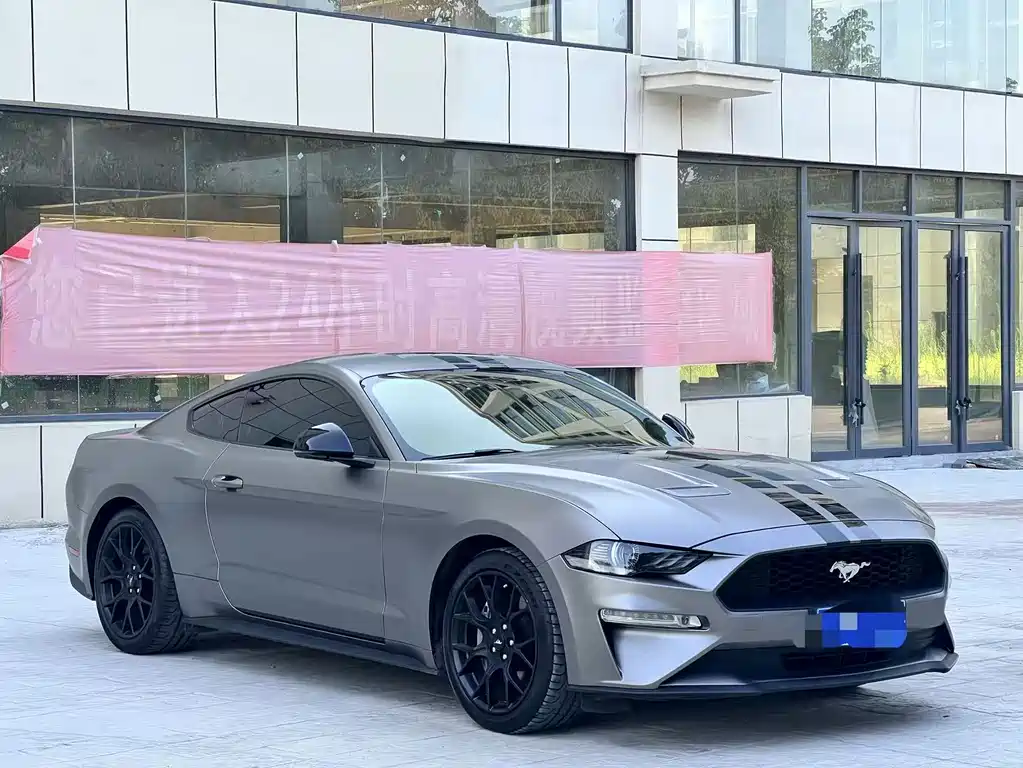 Ford Mustang 2020 — фото 3