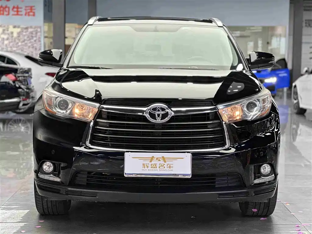 Toyota Highlander 2018 — фото 2