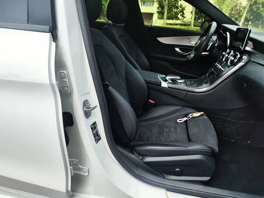 Mercedes-Benz C-Class 2017 — фото 25