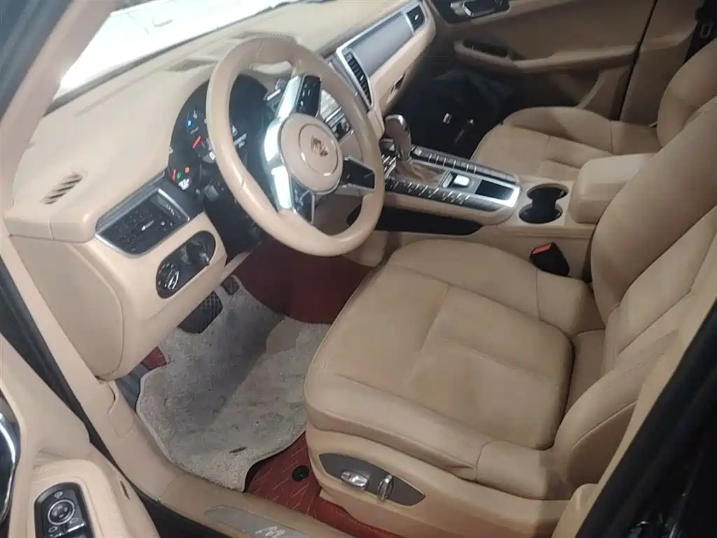 Porsche Macan 2015 — фото 15