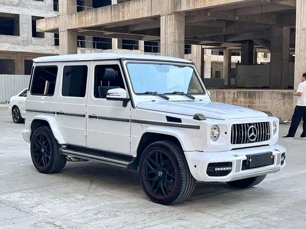 Mercedes-Benz G-Class 2015