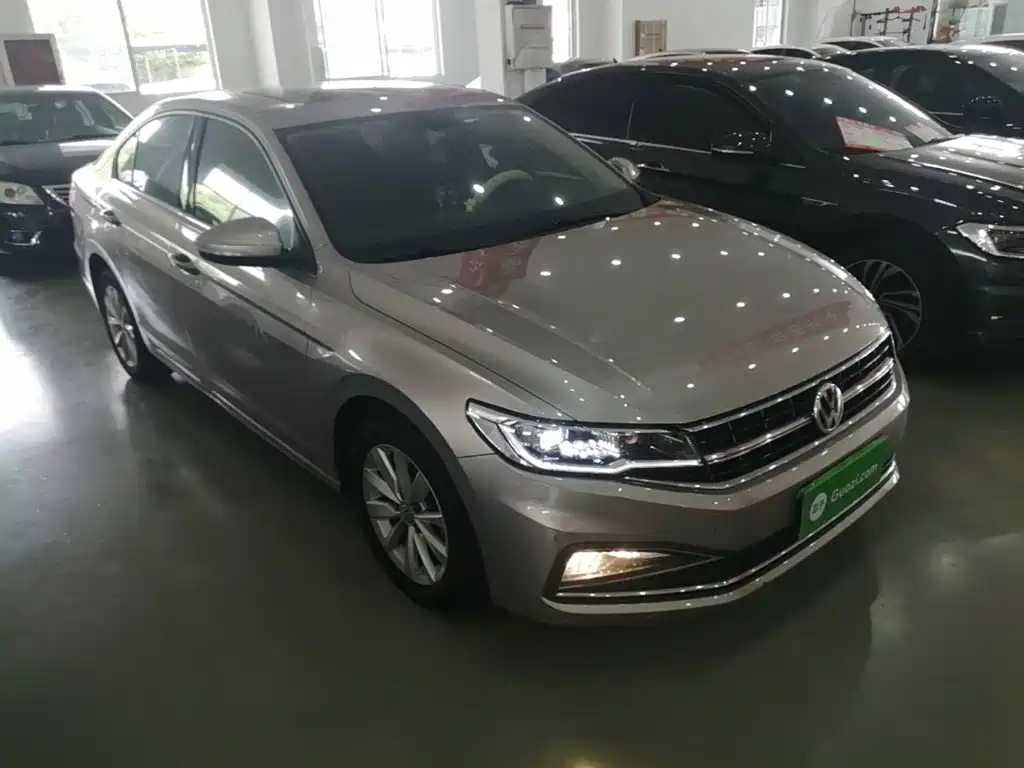 Volkswagen Bora 2021