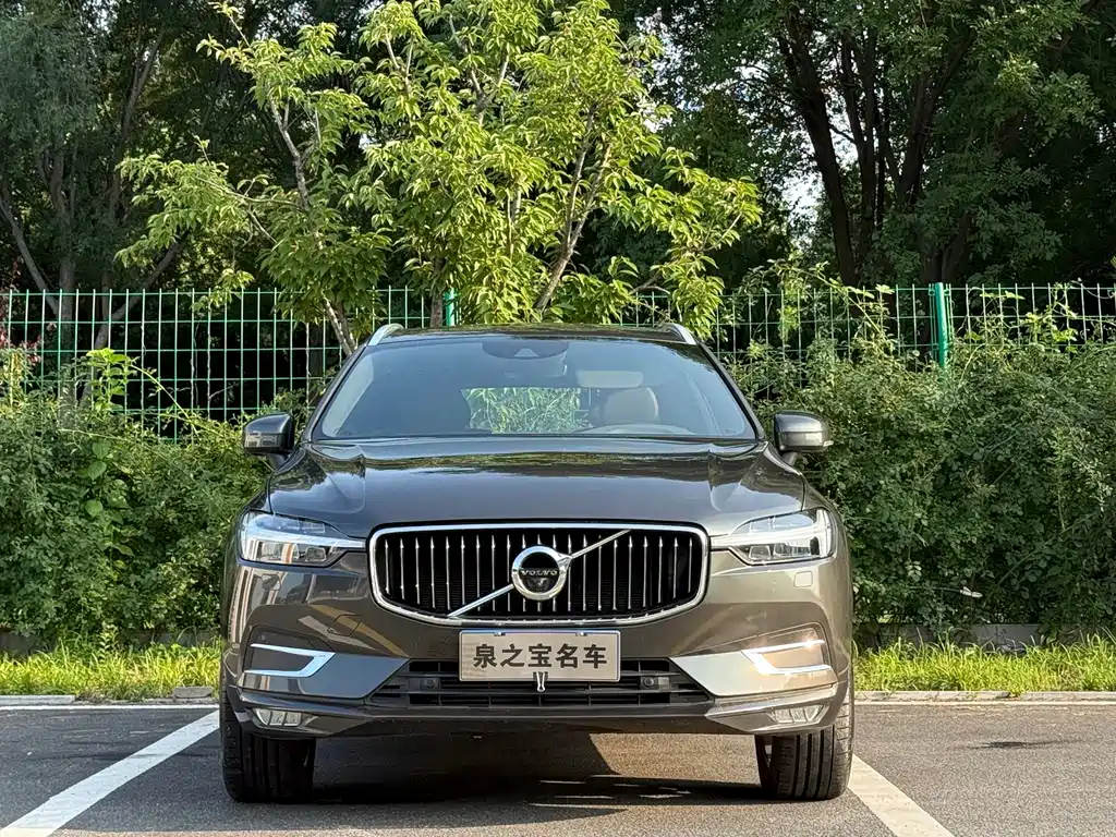Volvo XC60 2021 — фото 4