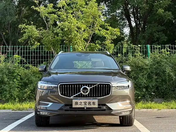 Volvo XC60 2021