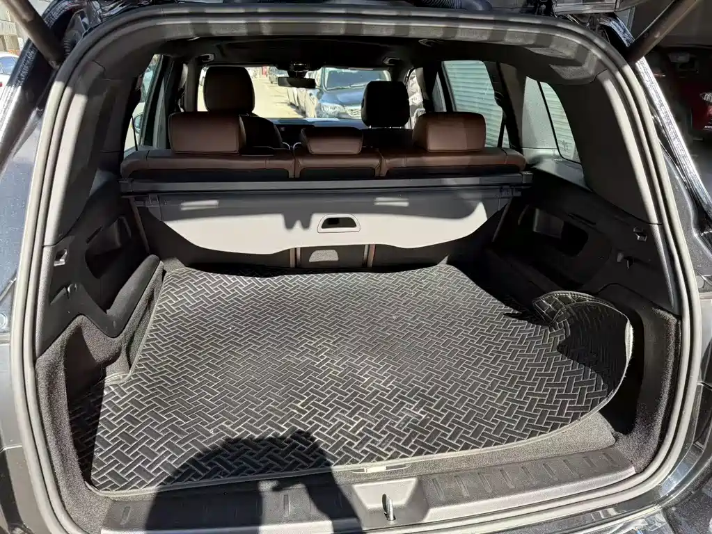 Mercedes-Benz GLB 2021