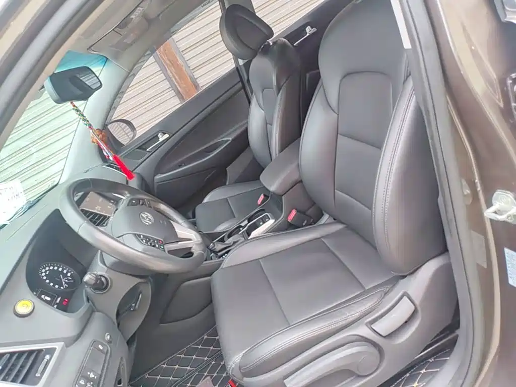 Hyundai Tucson 2016 — фото 15