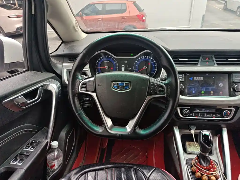 Geely Vision X3 2018 — фото 17