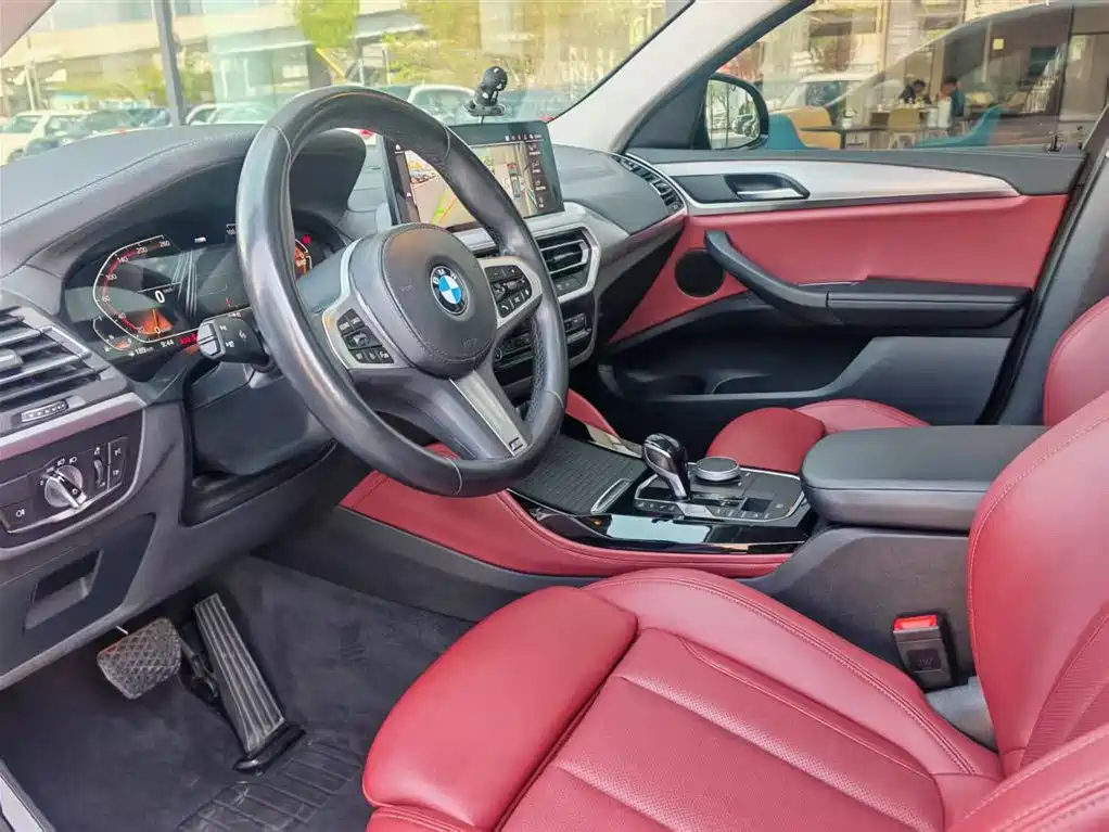 BMW X4 2023 — фото 11