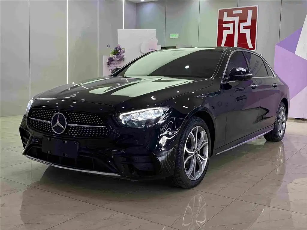 Mercedes-Benz E-Class 2023