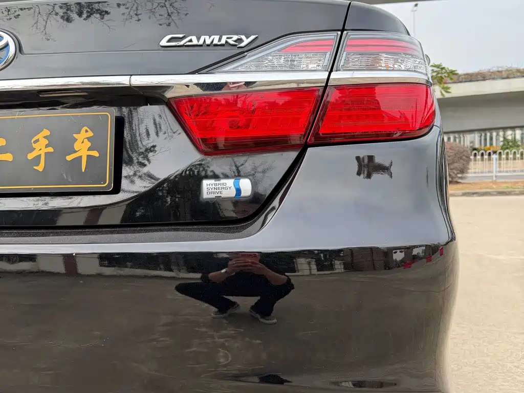 Toyota Camry 2016 — фото 17