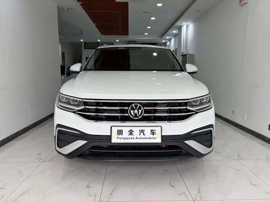 Volkswagen Tiguan L 2022 — фото 2