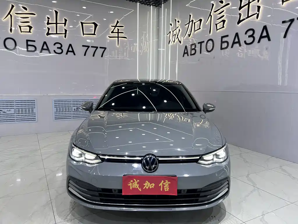 Volkswagen Golf 2024