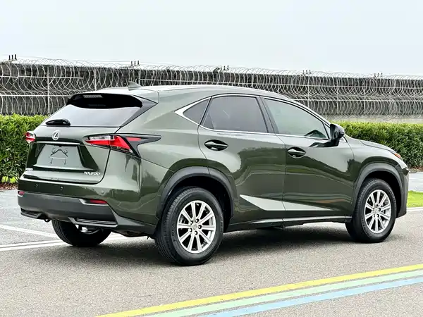 Lexus NX 2017