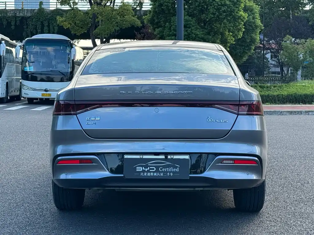 BYD Qin PLUS 2022 — фото 11