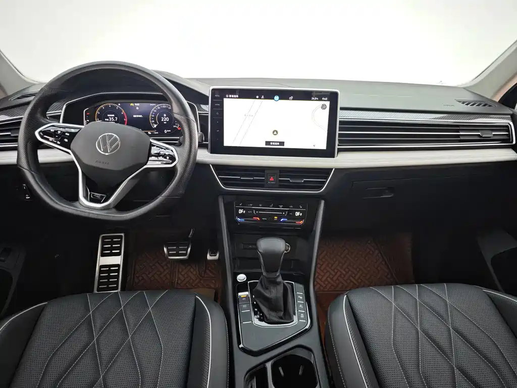 Volkswagen Tiguan L 2023 — фото 22