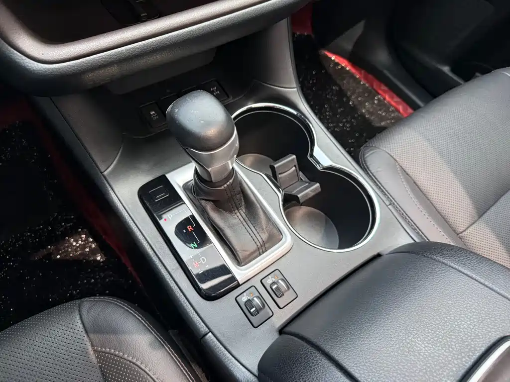 Toyota Highlander 2017 — фото 13