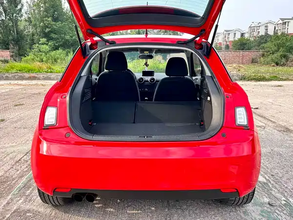 Audi A1 2012