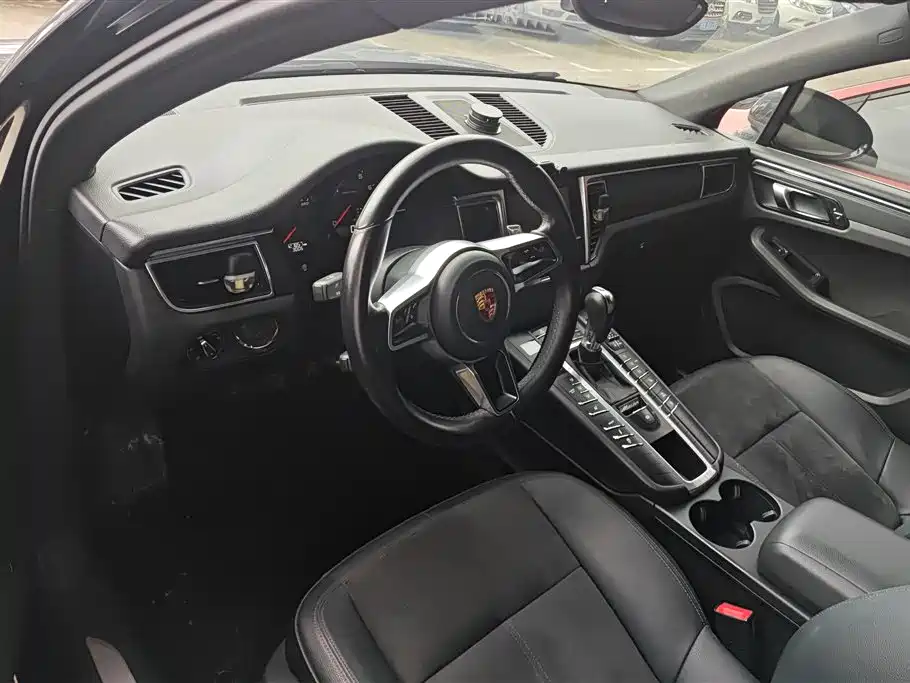 Porsche Macan 2014 — фото 12