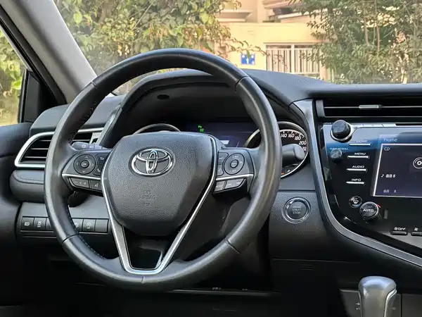 Toyota Camry 2018