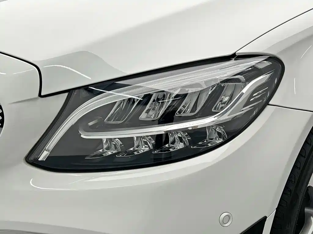 Mercedes-Benz C-Class 2020 — фото 9